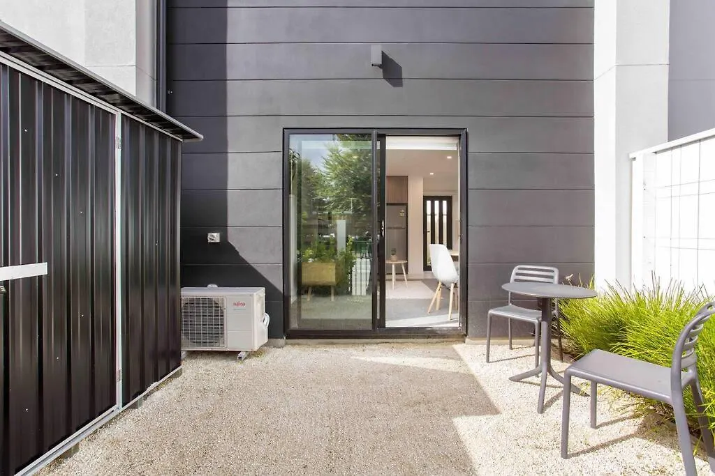 Exceptional Value For Money Sunny Warm 5 Mins Cbd Apartment Christchurch New Zealand